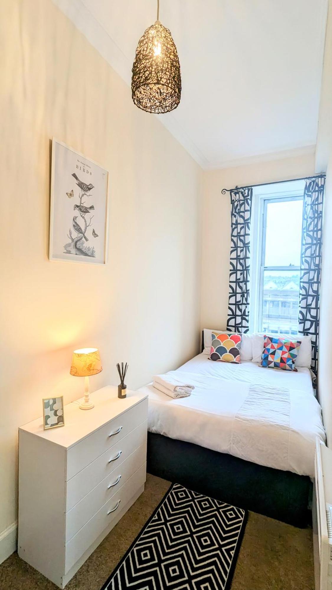 Sunny Haymarket Room Edinburgh Ngoại thất bức ảnh